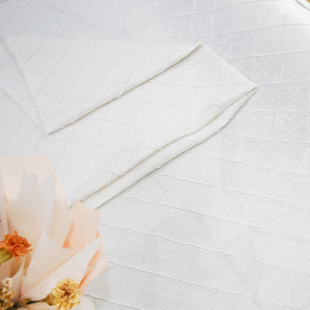 RF886 (100% Linen, Pintuck Fabric)